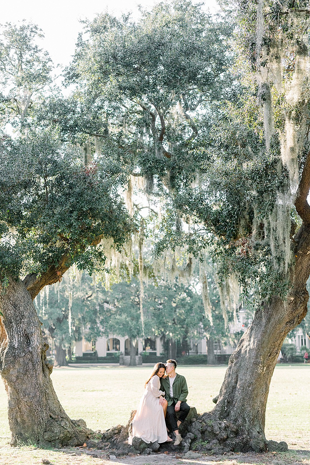 engagement session in savannah in forsyth park