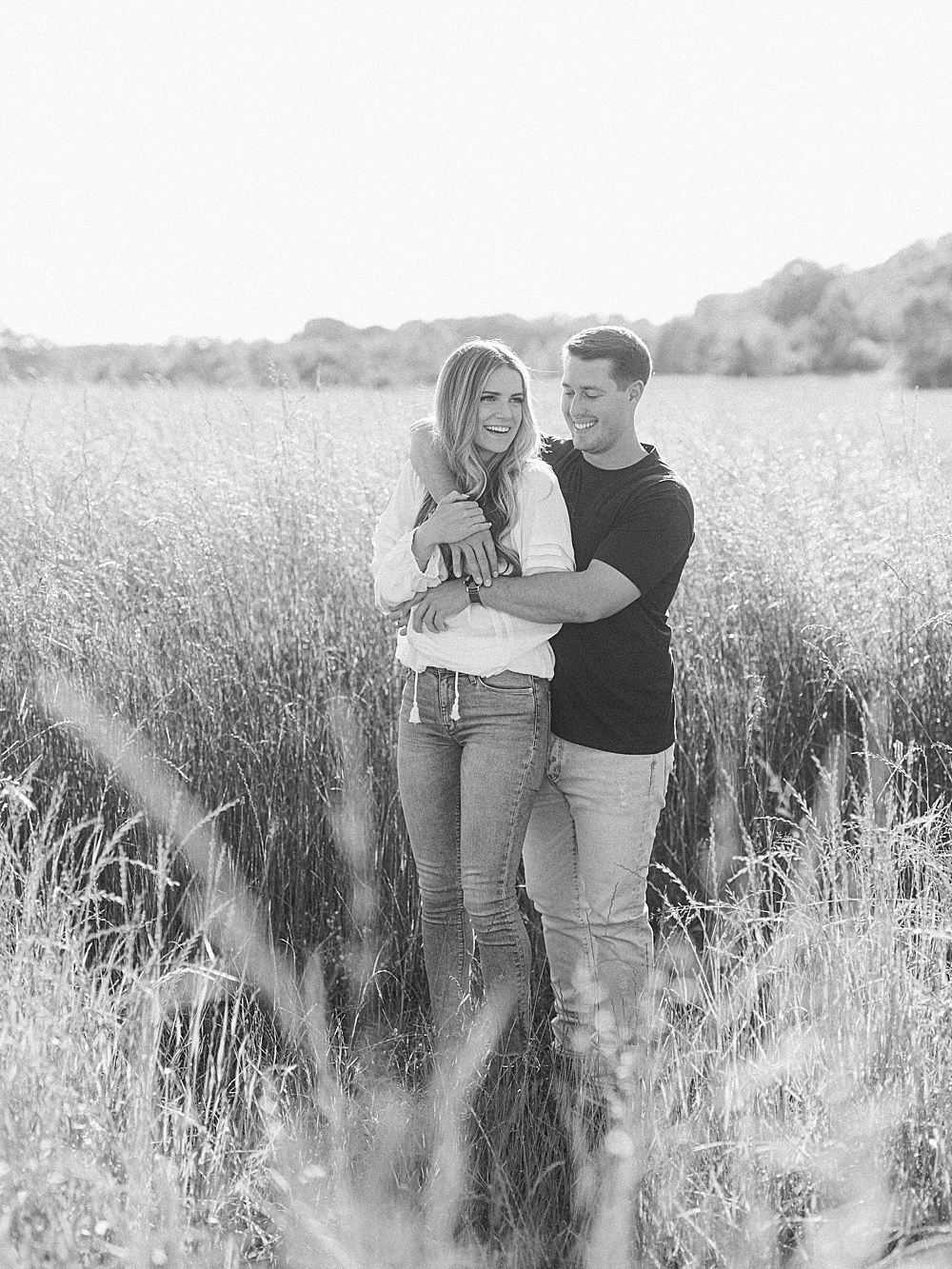 Atlanta engagement photos in a field
