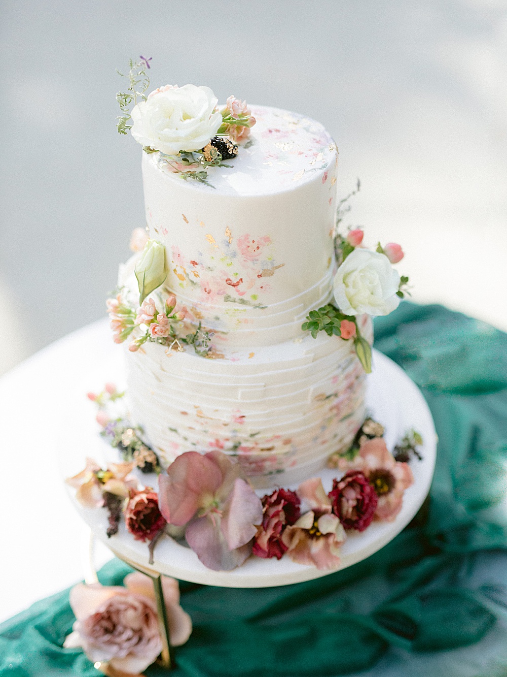 Floral watercolor wedding cake