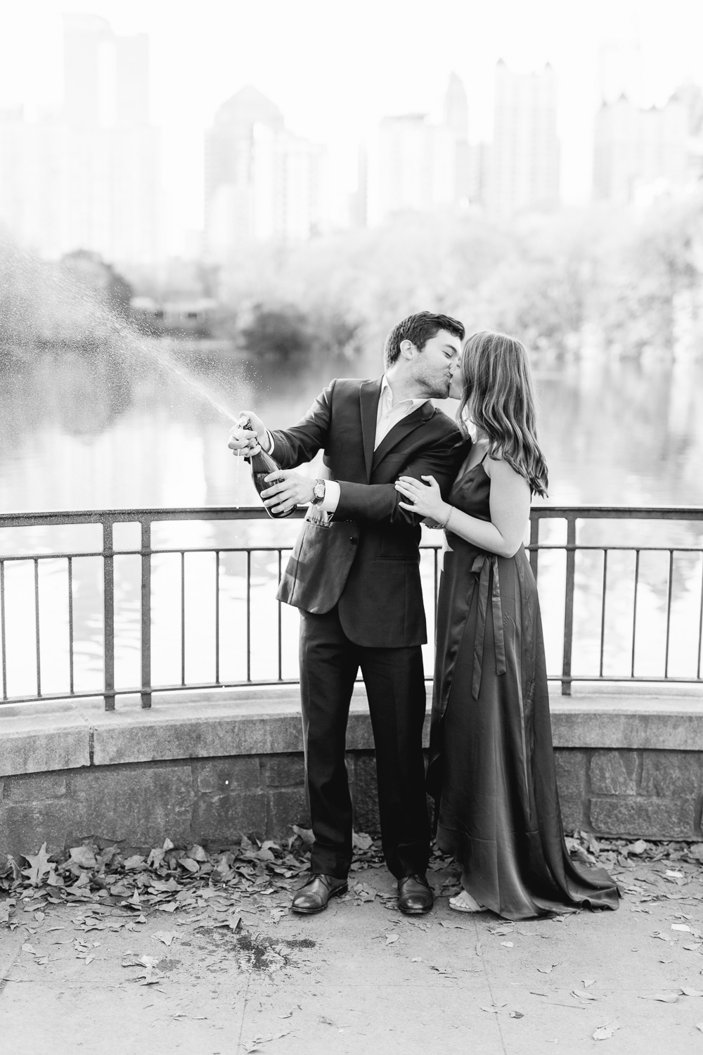 champagne toast at piedmont park photo shoot in atlanta